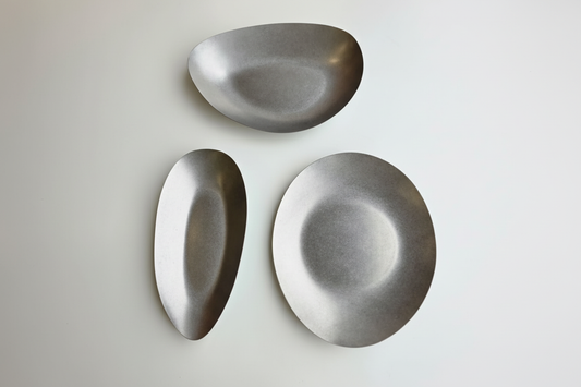 Platos cerámicos metálicos - composición