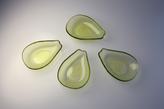Avocado Glass Dishes – Fondo Blanco