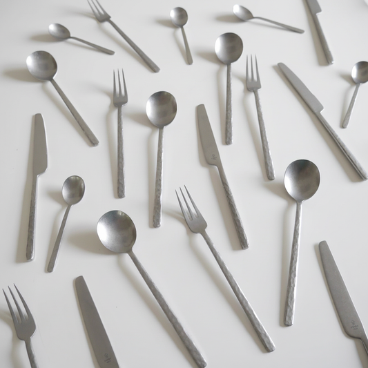 Cubertería flat lay 2