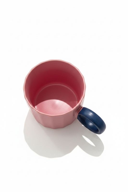 Mug rosa cenital fondo blanco