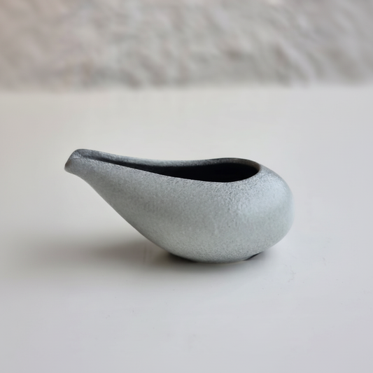 Vasija cerámica gris-azul